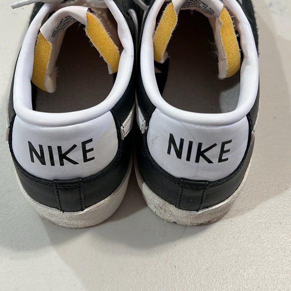 Nike Men’s sneakers black size 12 - Picture 5 of 9